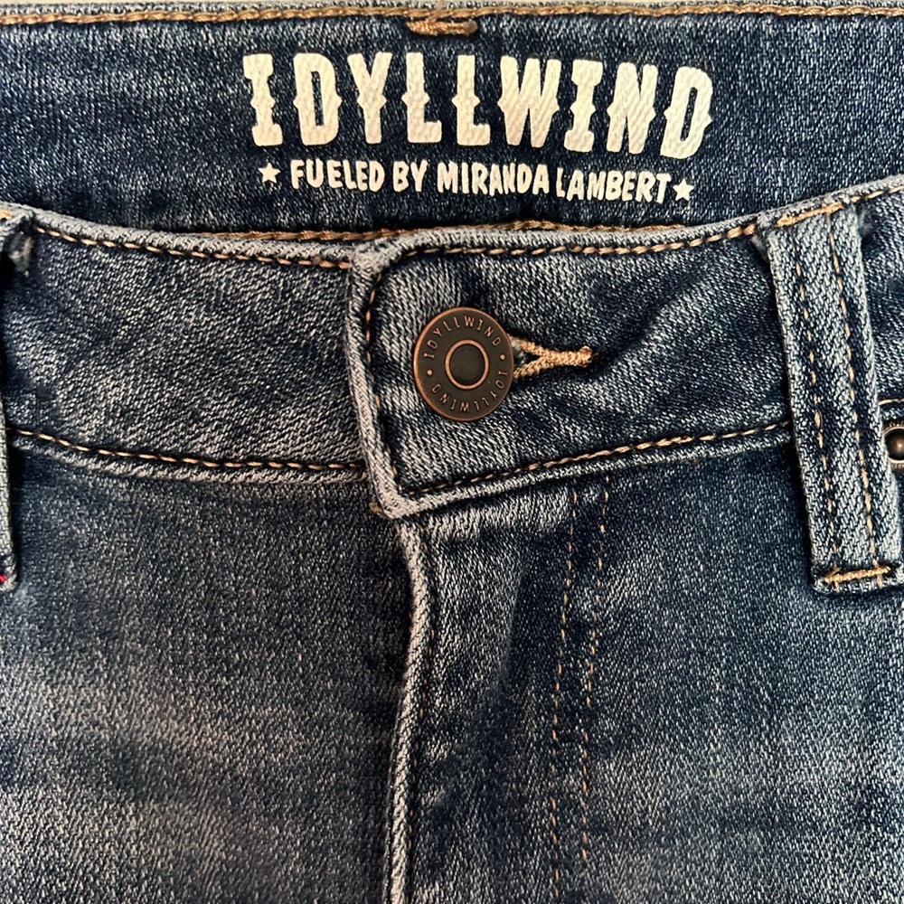 Women’s Idyllwind size 8 boot cut jeans light wash